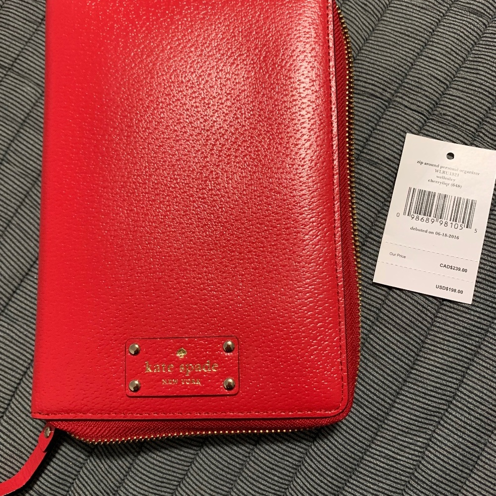 BRAND NEW KATE SPADE WELLESLEY Full Zip Planner
